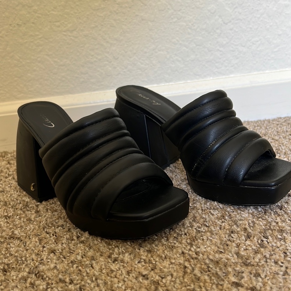 CIRCUS NY chunky heel